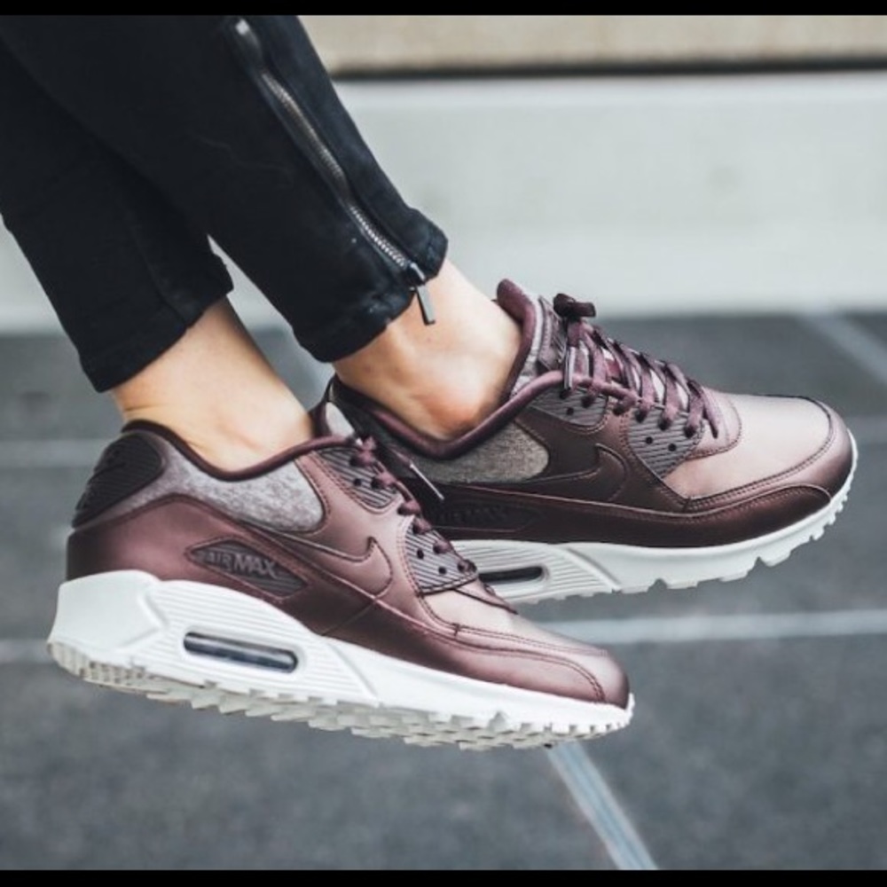 Nike Air Max 90